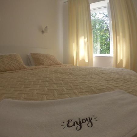 Boutique Hotel Enjoy Sergeyevka Extérieur photo